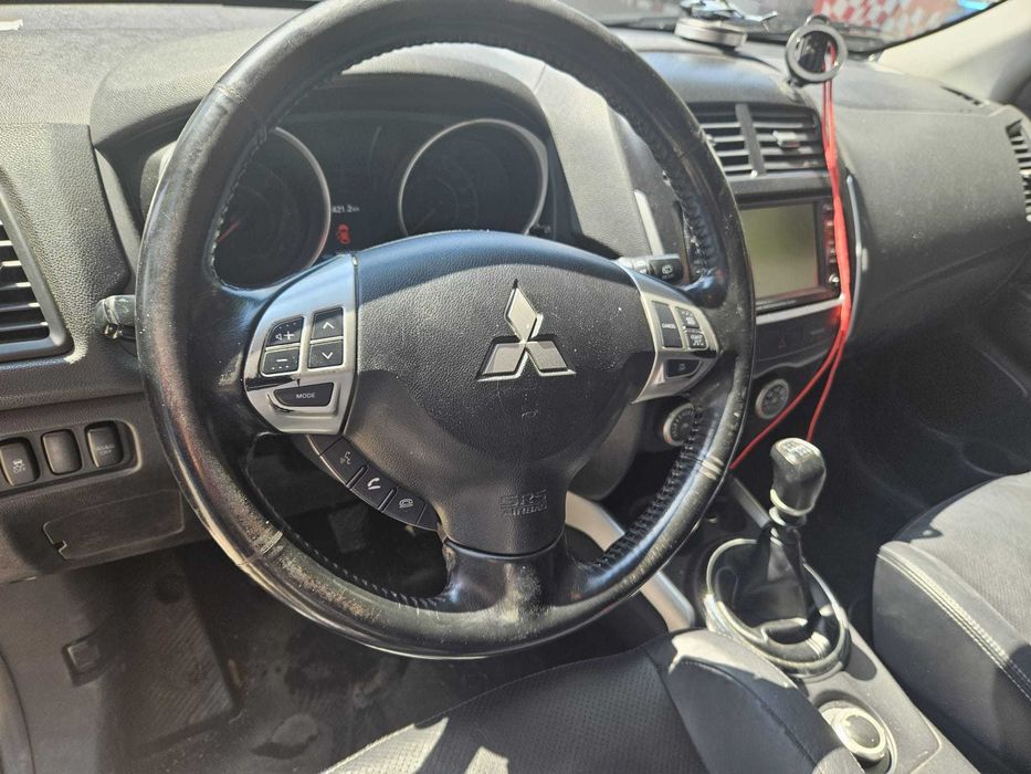 Mitsubishi ASX 2011