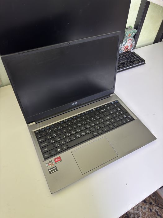 Ноутбук Б/У ACER
