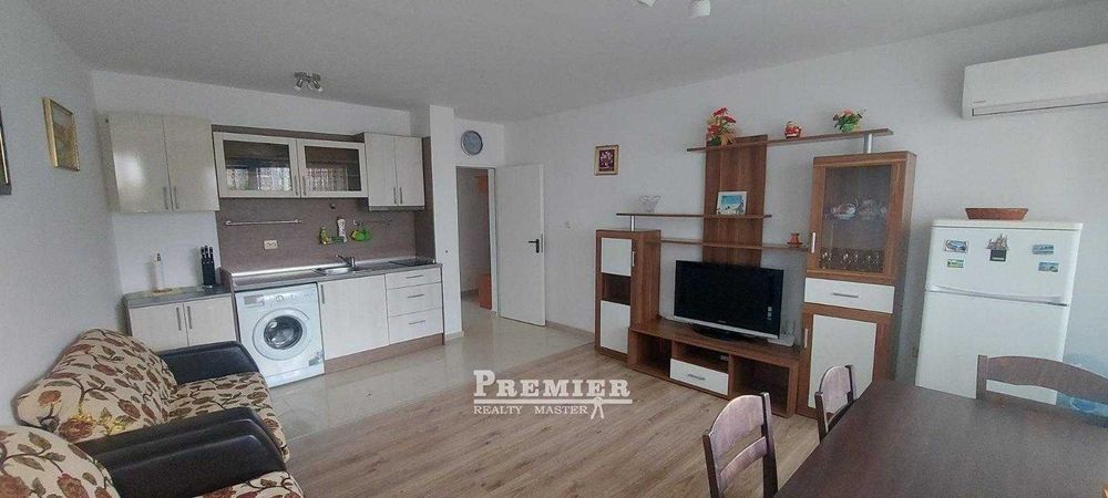 Продава се Двустаен апартамент в Свети Влас - 70 кв.м за 1229 €/кв.м - Снимка #1