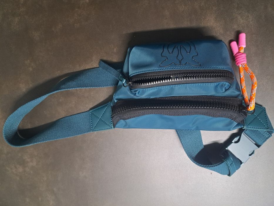 pinko чанта през кръста нова