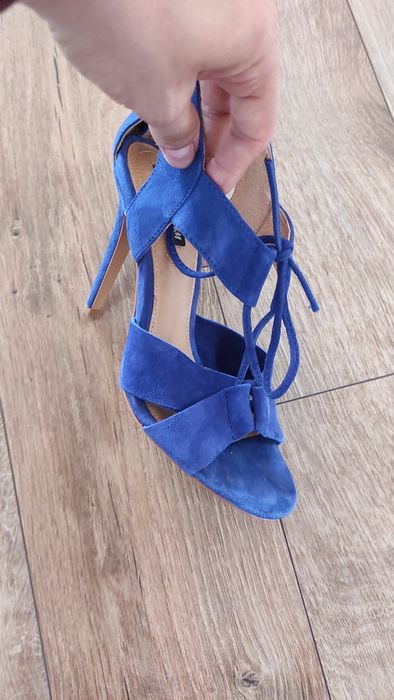 Sandale H&M din piele, nr 38