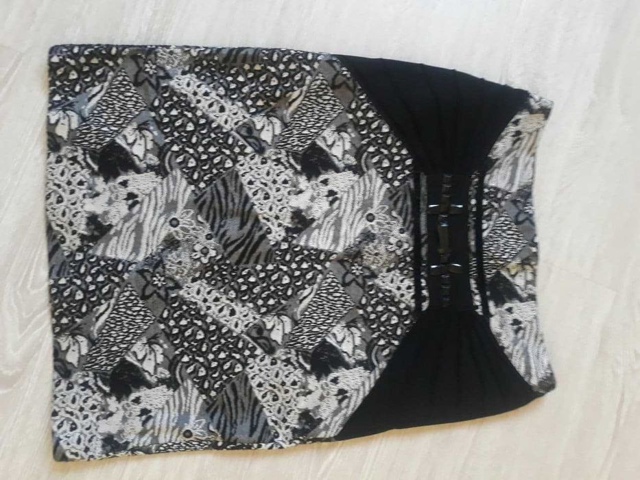 Костюм женский нарядный