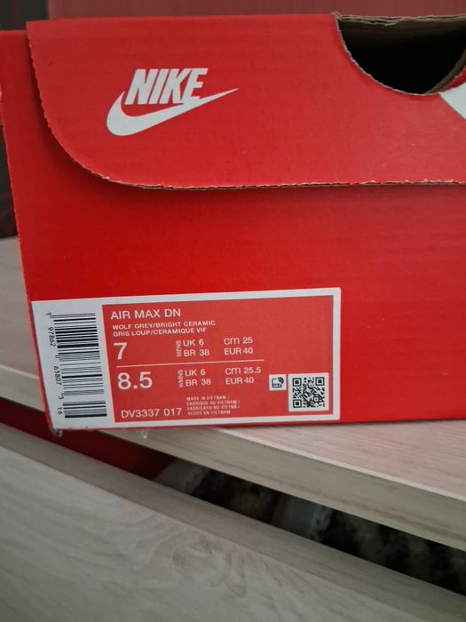 Маратонки Nike Air Max DN, UK 7