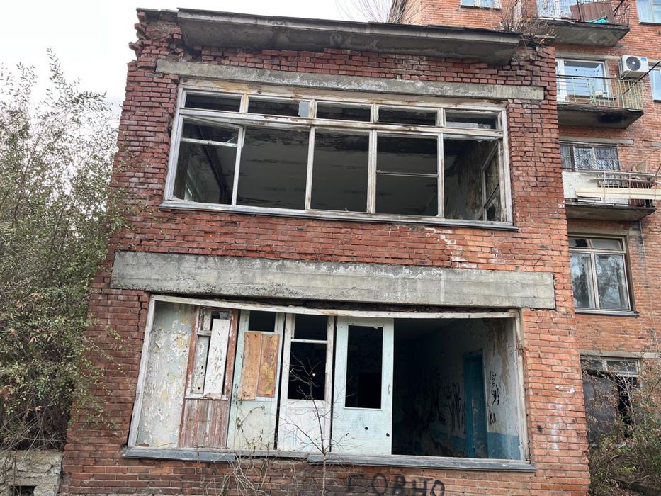 Продам здание в Голубом заливе