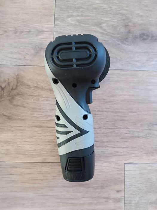 Мини болгарка.  16.8 вольт