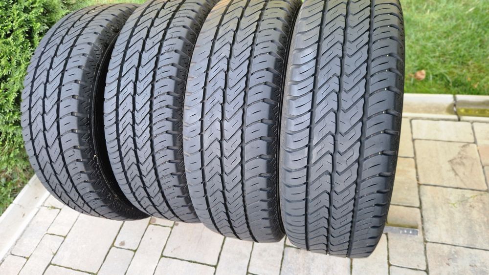Anvelope vara 215 60 R 17 C Dunlop
