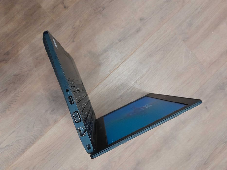 Dell Latitude 5280 , 12,5 " Hd , i5 7300 , 8 gb ddr 4 , 128 gb ssd M2