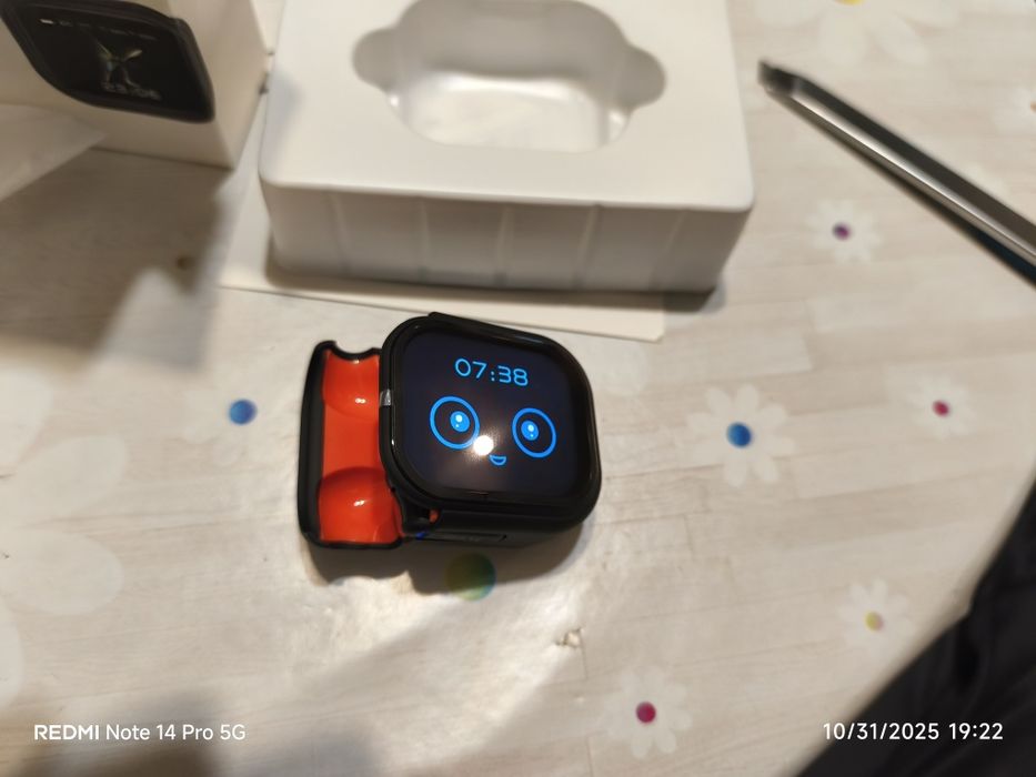 Bluetooth HTC слушалки - преводач