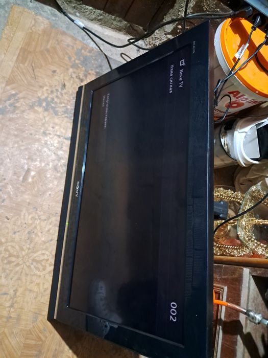 Телевизор Sony Bravia - Перфектно състояние, с оригинално дистанционно