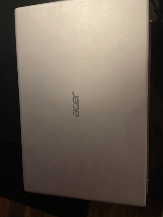 Лаптоп Acer swift 1