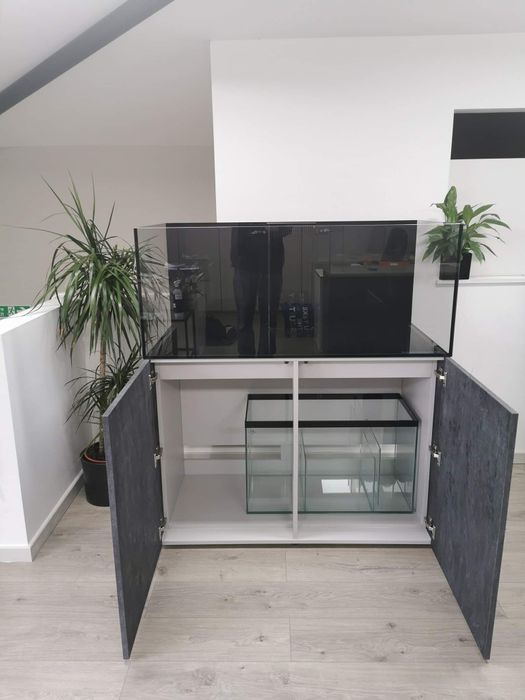 Подставка с аквариумом на заказ