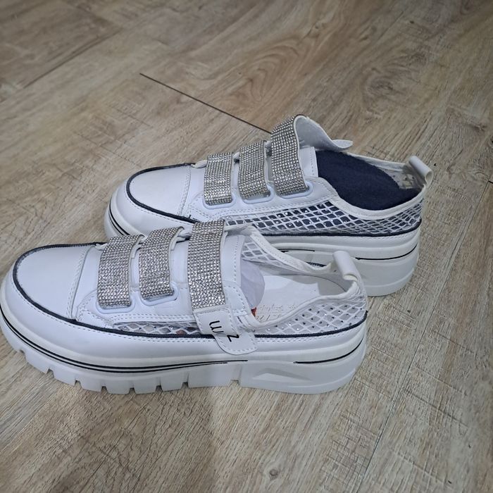 Женский обувь раз 38