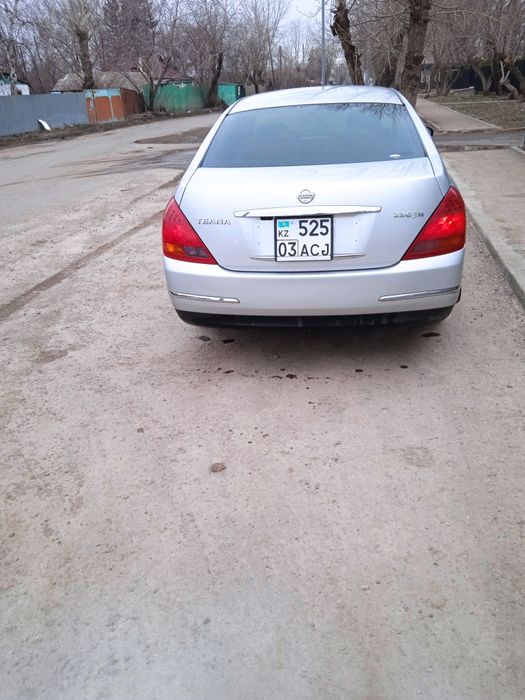 Продам Ниссан Теано