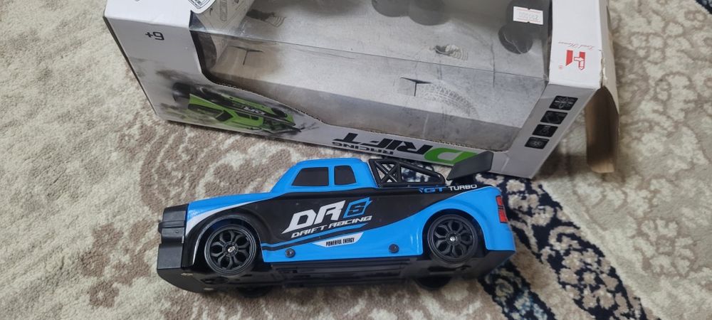 Новая машина с пультом