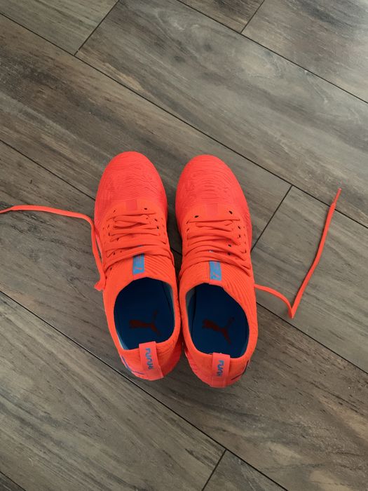 Футболни бутонки: Puma Net-fit