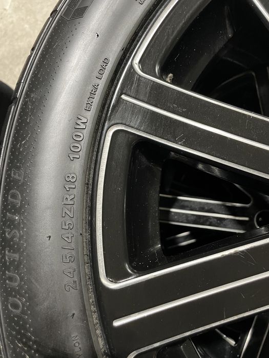 Продам диски с резиной 245/45/18