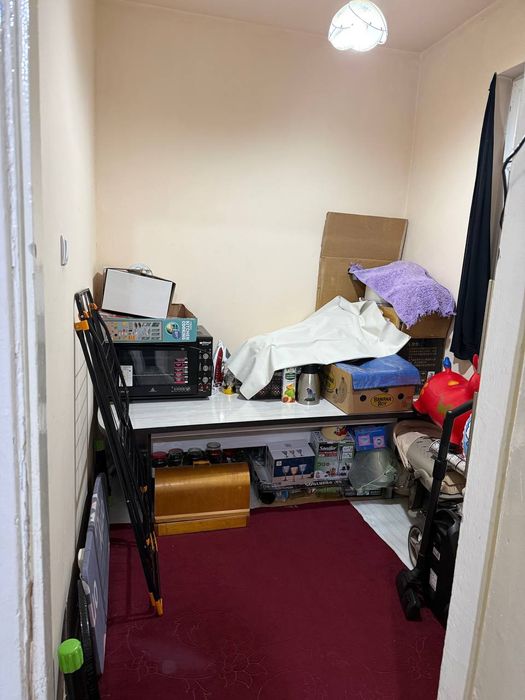 Арзон срочнометро Максим горкий 2 х 3 хона килинган сотилади