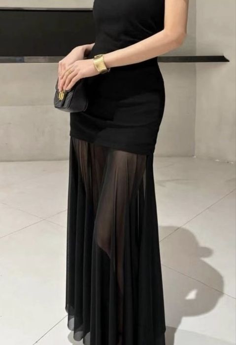 Новое черное платье