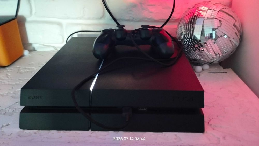 Sony playstation 4