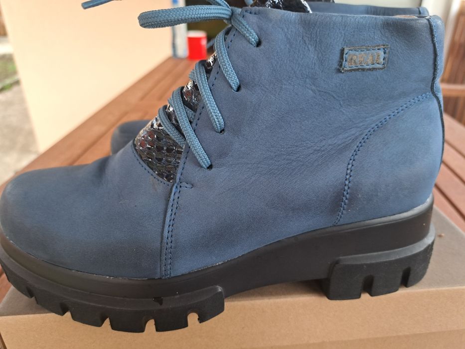 Дамски боти- естествена кожа 38номер