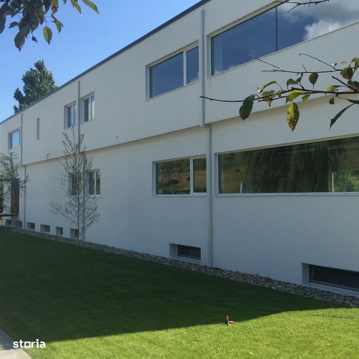 Spatiu de închiriat, 4 camere open space , lângă pădure