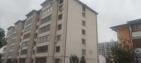 Ko`p qavatli uydagi xonadon