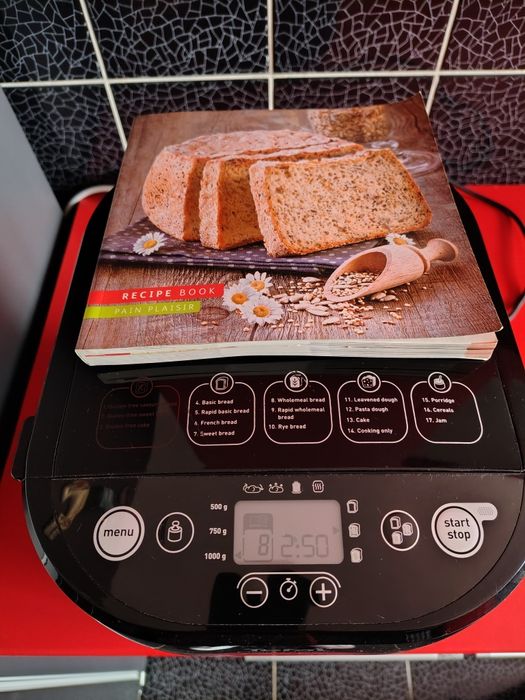 Aparat pentru pâine,cozonac,etc..marca TEFAL