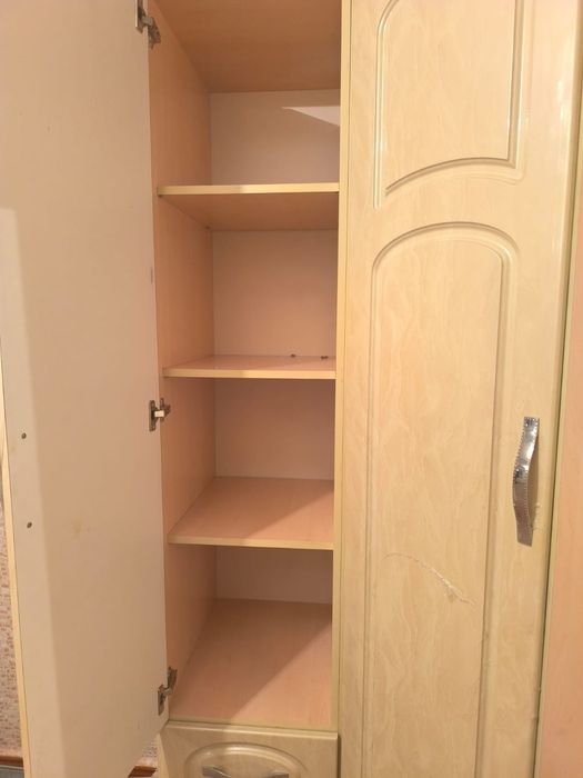 Продам два шкафа