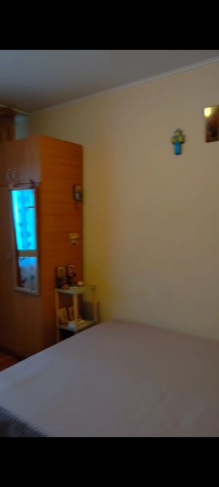 Cameră de închiriat în apartament - 150 de euro