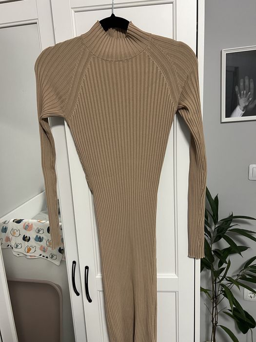 Рокля от плетиво Guess