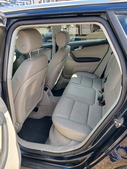 Vând Audi A 3 2012  S-tronic