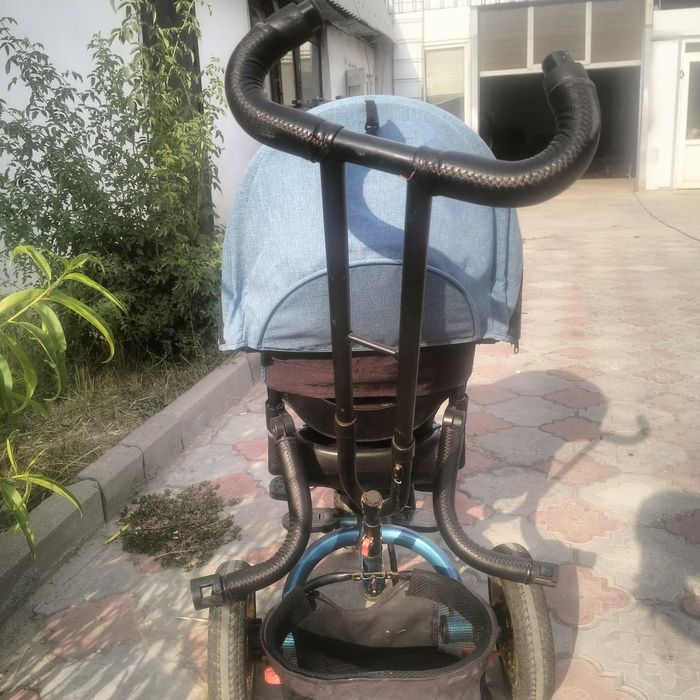 Трёхколёсный велосипед