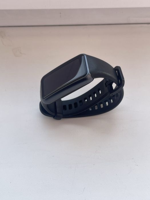 Фитнес браслет Huawei band 6