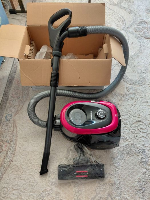 Пылесос самсунг . Супер мощный