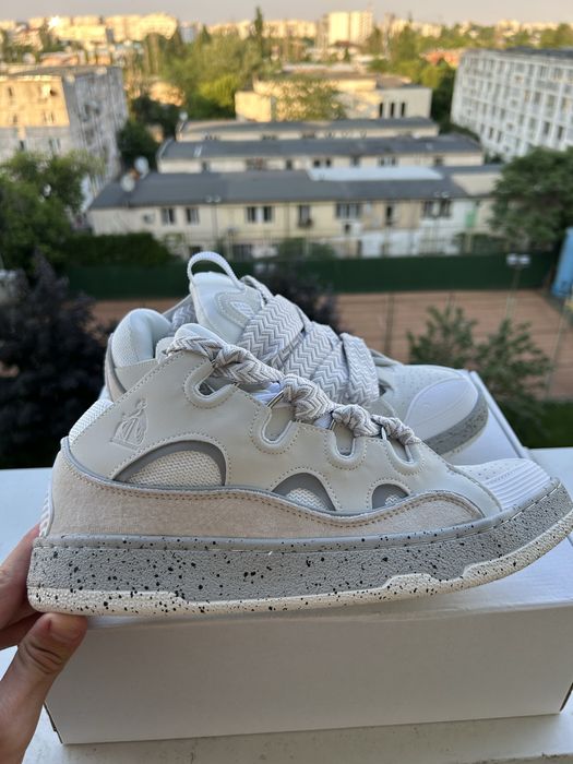 vand Lanvin Curb