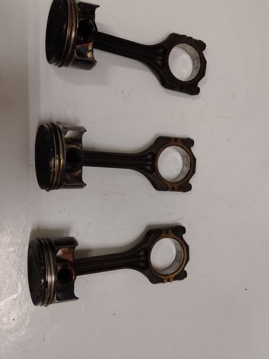 Arbore Vibrochen piston Pistoane Pompa ulei 1.4 TSI CAX CAXA CAXC Golf 6 Golf 5 Jetta Touran A3 Octavia 2 Altea 03CBF