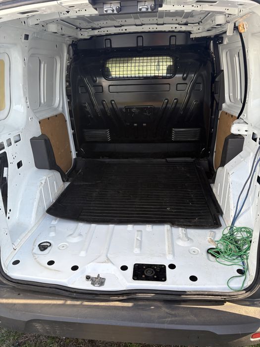 Vand ford tranzit connect