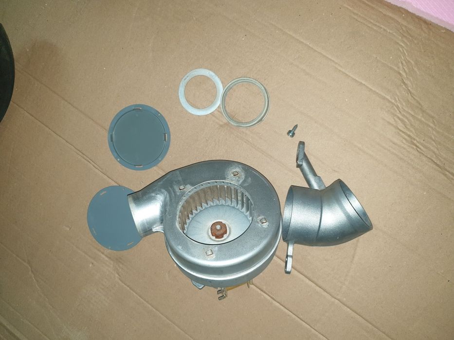 Ventilator 230V-50-32W Hz- Ferroli DOMIproject F 24 D / FEReasy