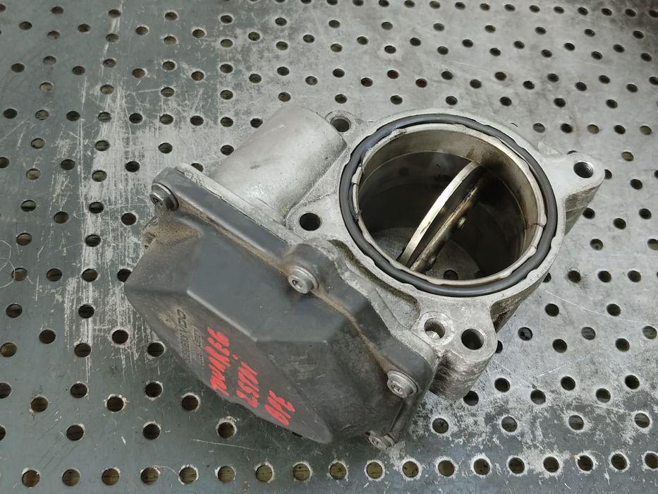 clapeta acceleratie 2.5 tdi bpe vw touareg 7l  076128063a