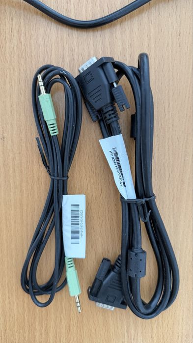 Кабели VGA и AUX 3.5 мм HP для компьютера и монитора