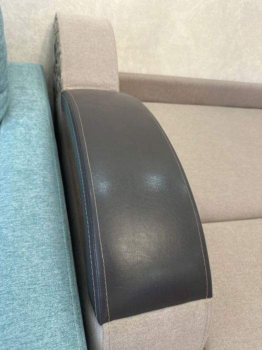 Б/у Диван в отличном состояни