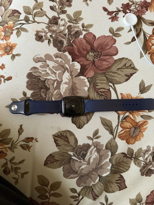 Apple watch se  nike series