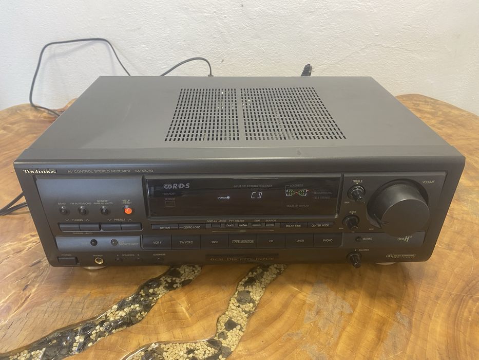 Statie / amplificator technics AX 710