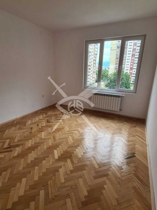 Продава се Многостаен апартамент в София, Център - 115 кв.м за 2044 €/кв.м - Снимка #5