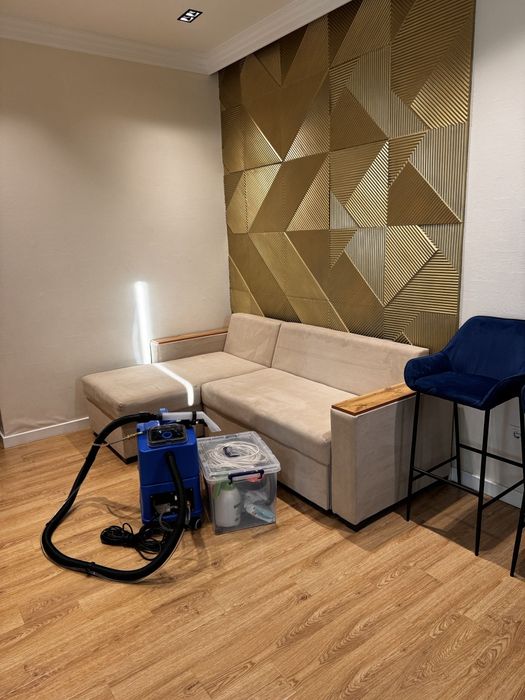 Химчистка мягкой мебели. Чистка диван. Клининг услуги. Уборка не дорог