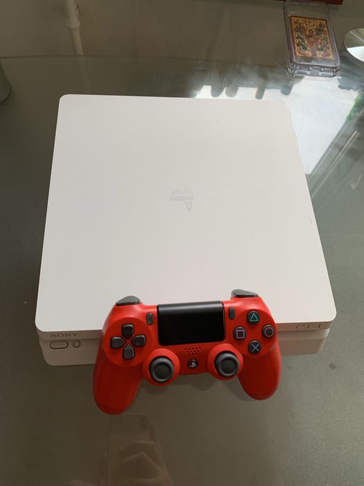 Playstation 4 Slim