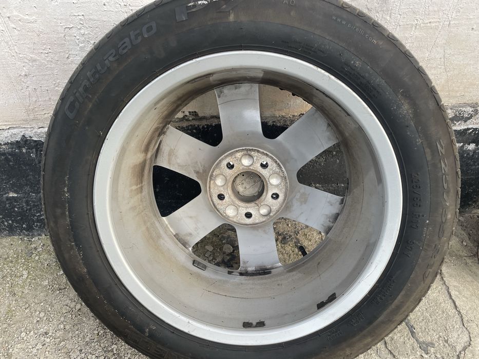 Один диск от ауди р 17 оригинал.