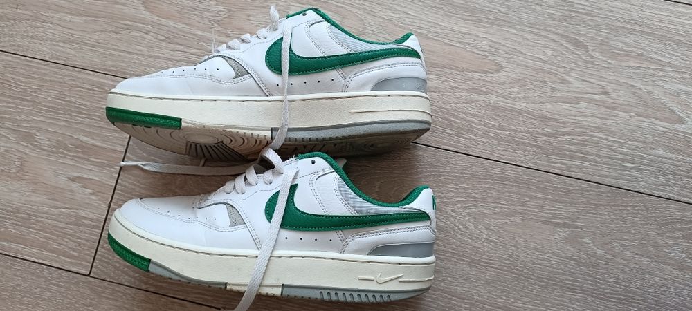 Маратонки Nike Gamma Force