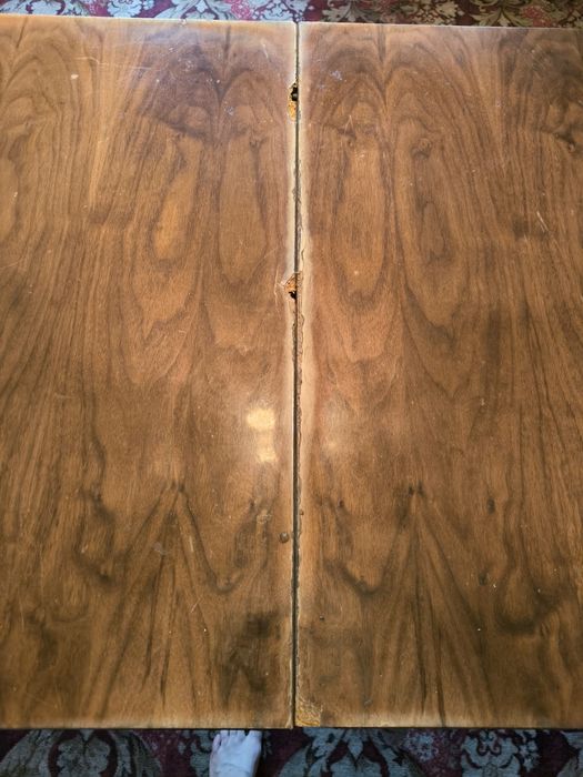 Стол раздвижной, стулья комплект