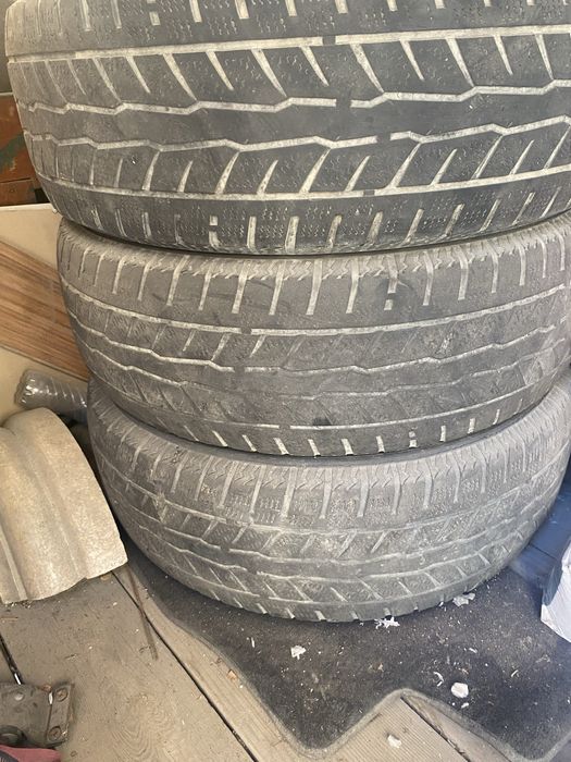 Шины зимние б/у.